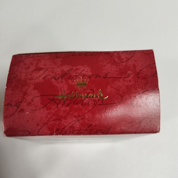 HALLMARK KEEPSAKE‎ ORNAMENT Mom and Dad 1999 - Picture 5 of 6